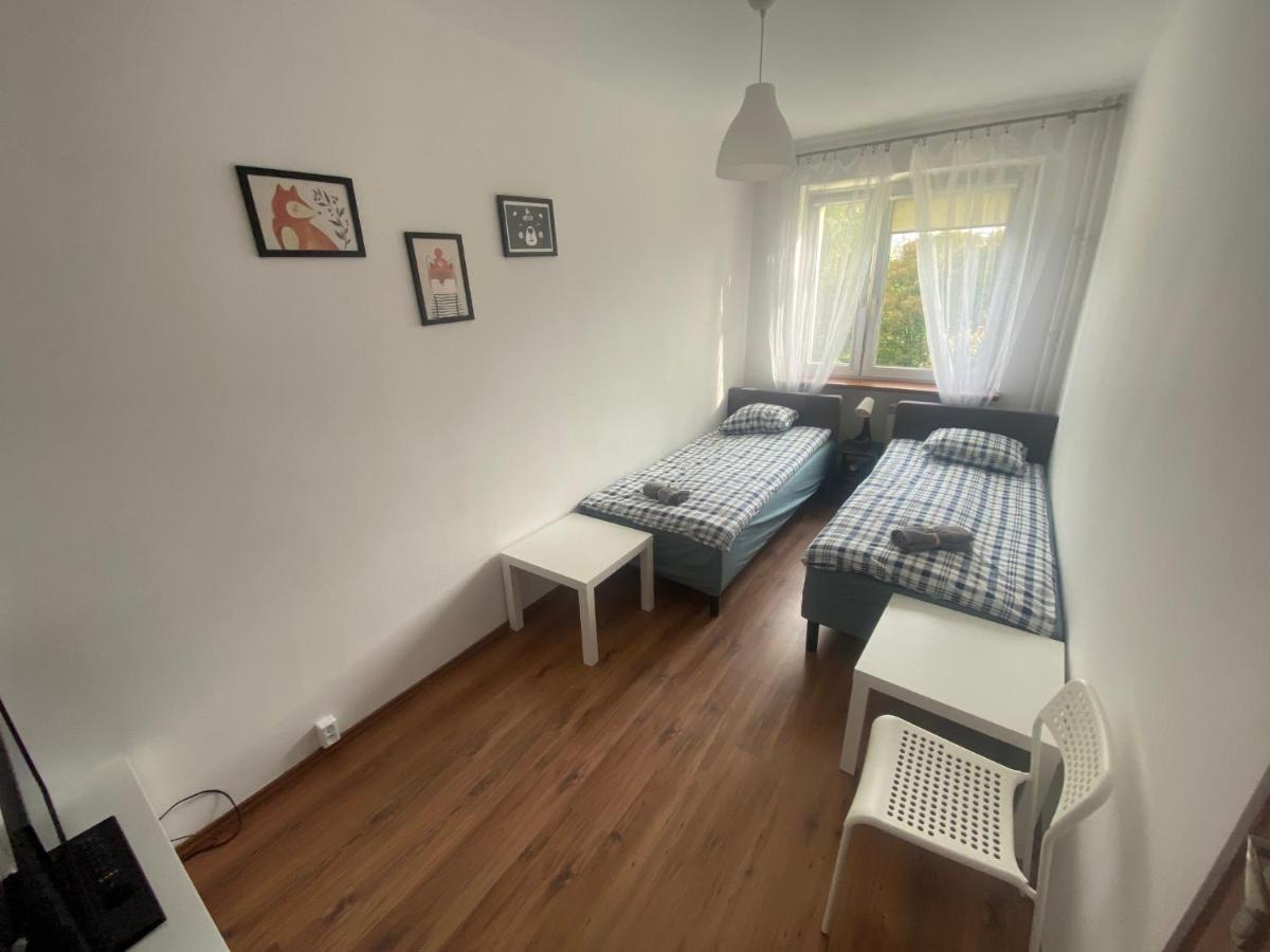 Pokój Dwuosobowy typu Standard ze wspólną łazienką